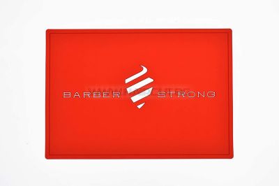 BARBER STRONG THE BARBER MAT RED - ОРГАНАЙЗЕР ЗА БРЪСНАРСКИ ИНСТРУМЕНТИ, ЧЕРВЕН С ЛОГО