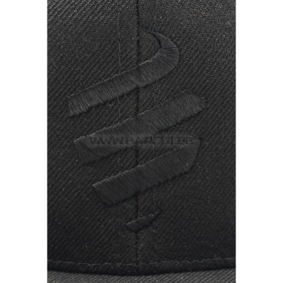THE BARBER STRONG SNAPBACK BLACK - ШАПКА С КОЗИРКА, ЧЕРНА С БРОДИРАНО ЧЕРНО ЛОГО